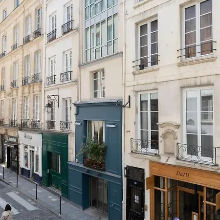 Pick A Flat's Ac In Le Marais - Rue Des Gravilliers * Paris